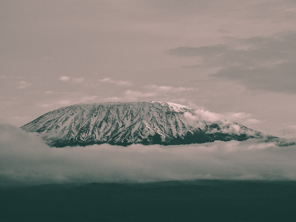 Read more about the article Climbing the Roof of Africa: A Mountaineering Expedition to Mount Kilimanjaro